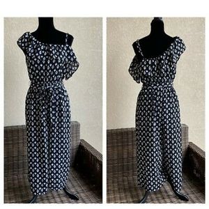 **Never Worn** Romper/jumpsuit